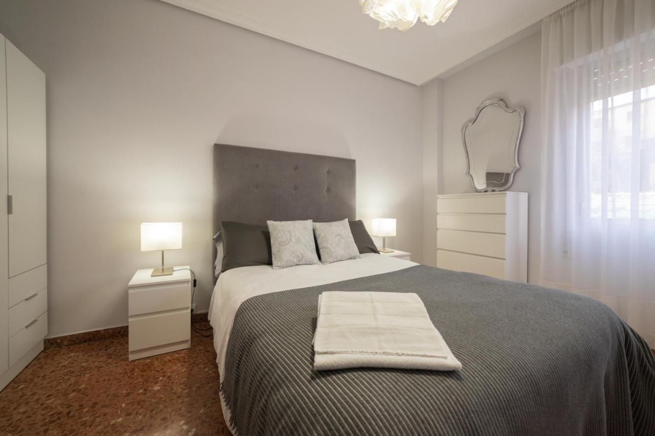 Apartamento Albelda Plaza Albelda De Iregua Esterno foto