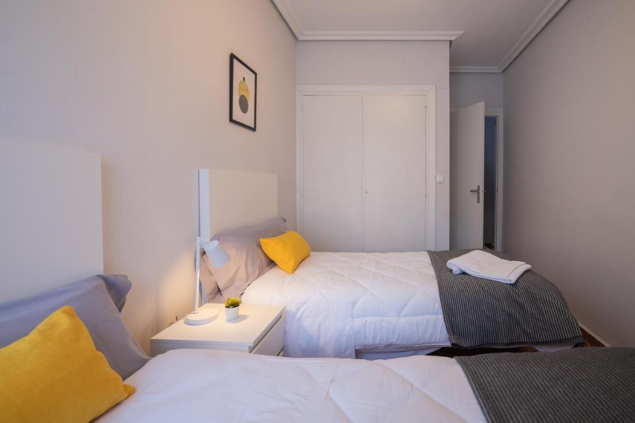 Apartamento Albelda Plaza Albelda De Iregua Esterno foto